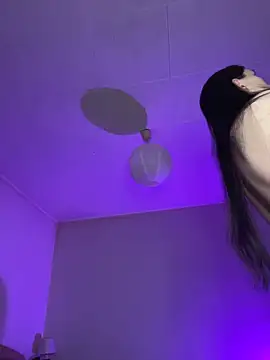 AdellaLoveX online show from 27, 3, 2026