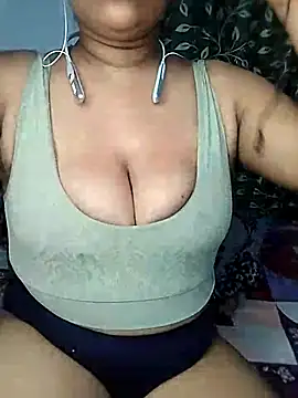 Snapshot of Hottyalia chatting on 23, 2, 2025 Hottyalia online show from 23, 2, 2025