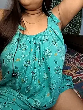 Snapshot of Hottyalia chatting on 12, 10, 2025 Hottyalia online show from 12, 10, 2025