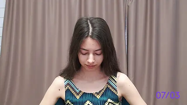 Snapshot of sweet_sweet_angel chatting on 7, 3, 2025 sweet sweet angel online show from 7, 3, 2025
