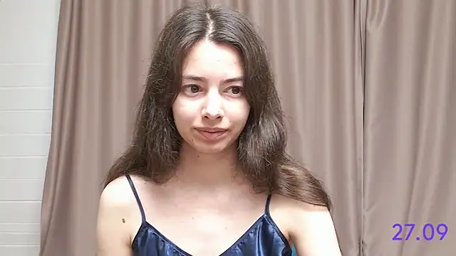 Snapshot of sweet_sweet_angel chatting on 27, 9, 2025 sweet sweet angel online show from 27, 9, 2025