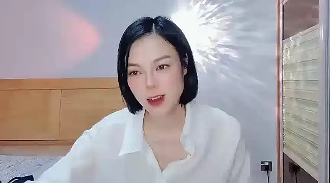 Snapshot of Linda-LL chatting on 18, 1, 2025 Linda-LL online show from 18, 1, 2025