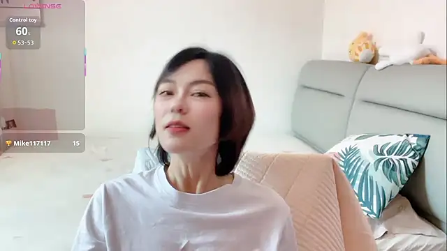 Snapshot of Linda-LL chatting on 22, 4, 2026 Linda-LL online show from 22, 4, 2026