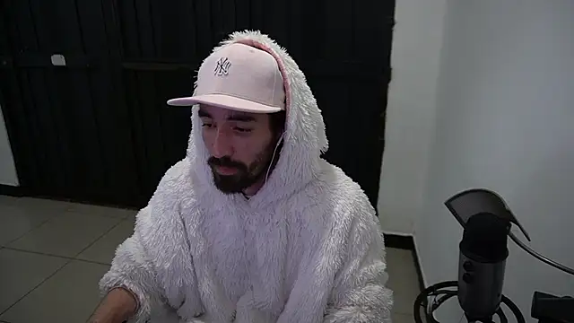 Your Ice cream online show from 3, 1, 2025