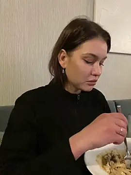 KikiWatson online show from 26, 1, 2025