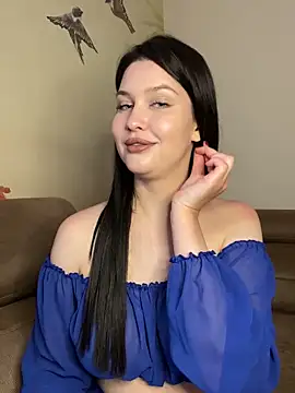 KikiWatson online show from 19, 3, 2025