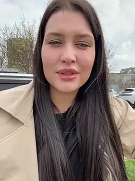 KikiWatson online show from 21, 3, 2025