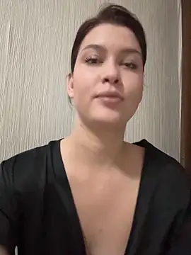 KikiWatson online show from 9, 10, 2025