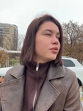 KikiWatson online show from 13, 11, 2025