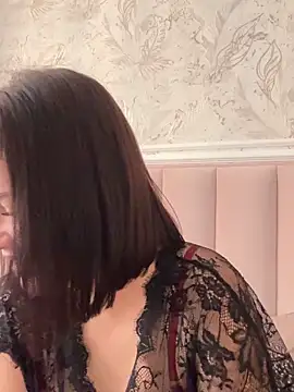 KikiWatson online show from 17, 12, 2025