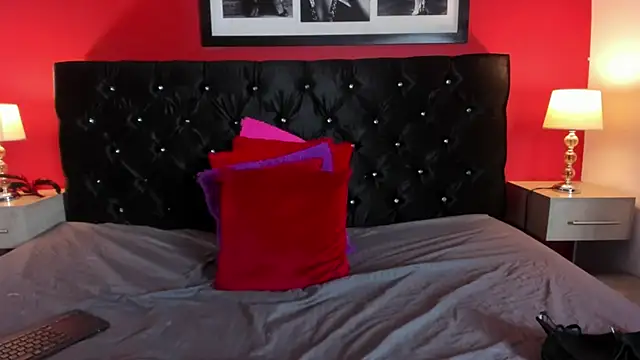 AbbyJonhs online show from 12, 1, 2025