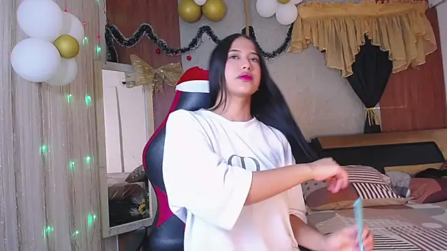 Snapshot of hera_divine chatting on 3, 12, 2025 hera divine online show from 3, 12, 2025