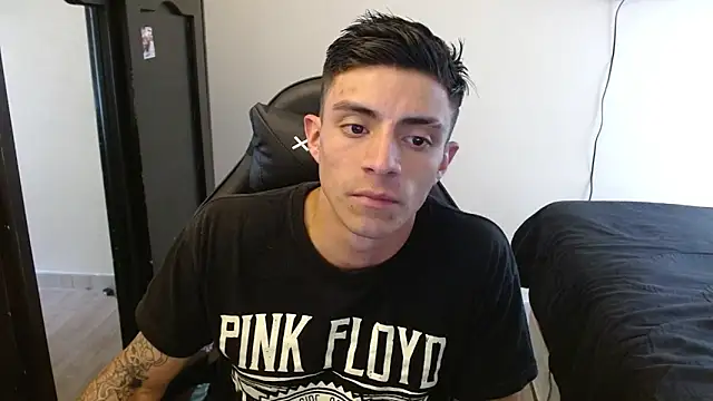 kv   xxx  online show from 4, 11, 2025