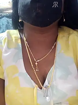 Snapshot of sana14 chatting on 18, 11, 2025 sana14 online show from 18, 11, 2025