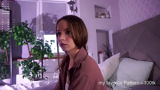 AlodiaHamblett online show from 1, 12, 2025