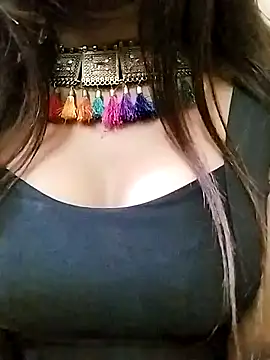 Snapshot of Esha_Babyy chatting on 3, 1, 2025 Esha Babyy online show from 3, 1, 2025