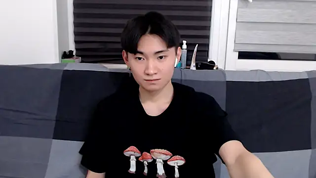 Miram Yu online show from 11, 1, 2025