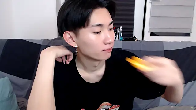 Miram Yu online show from 19, 1, 2025