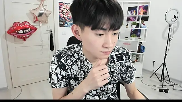 Miram Yu online show from 5, 10, 2025