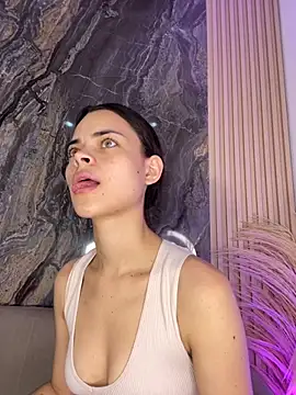 HannaRhodes online show from 18, 9, 2025