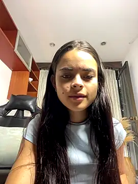 HannaRhodes online show from 9, 11, 2025