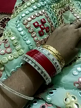 Snapshot of QUEEN-X-CPL chatting on 24, 12, 2024 QUEEN-X-CPL online show from 24, 12, 2024