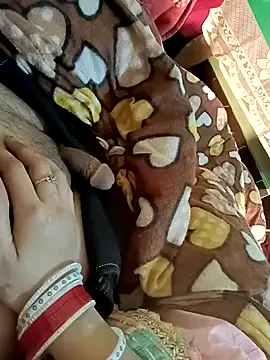 Snapshot of QUEEN-X-CPL chatting on 12, 1, 2025 QUEEN-X-CPL online show from 12, 1, 2025