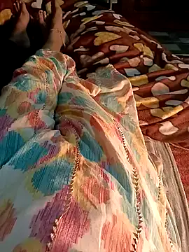 Snapshot of QUEEN-X-CPL chatting on 13, 1, 2025 QUEEN-X-CPL online show from 13, 1, 2025