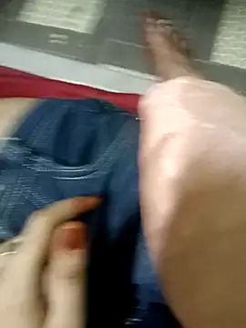 Snapshot of QUEEN-X-CPL chatting on 25, 2, 2025 QUEEN-X-CPL online show from 25, 2, 2025