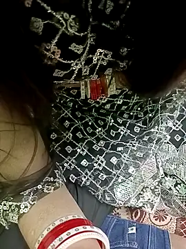 Snapshot of QUEEN-X-CPL chatting on 8, 3, 2025 QUEEN-X-CPL online show from 8, 3, 2025