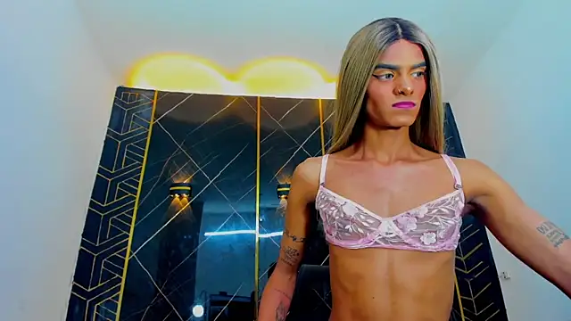 Isabella stanford2 online show from 6, 1, 2025