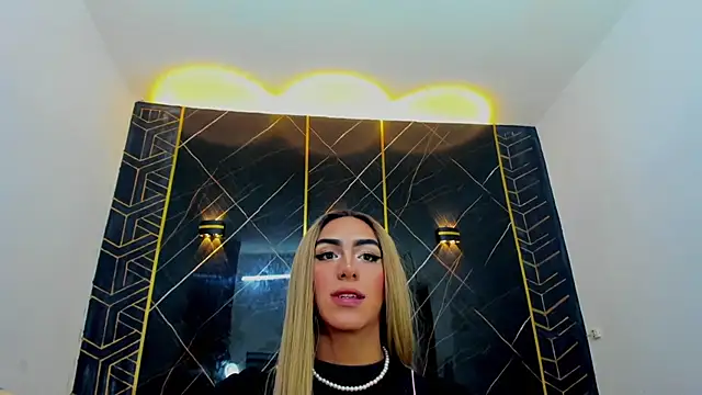 Isabella stanford2 online show from 25, 2, 2025