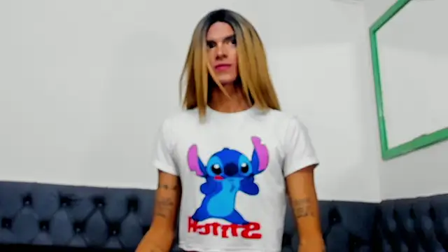 Isabella stanford2 online show from 17, 3, 2025