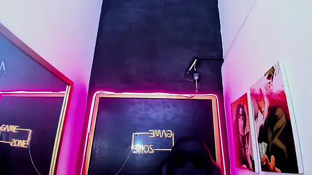 Isabella stanford2 online show from 10, 11, 2025