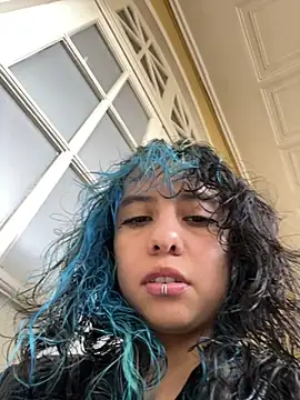 Sweet Chaos online show from 3, 3, 2025