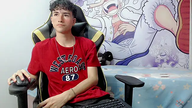 Snapshot of johnny_cagee chatting on 28, 12, 2024 johnny cagee online show from 28, 12, 2024