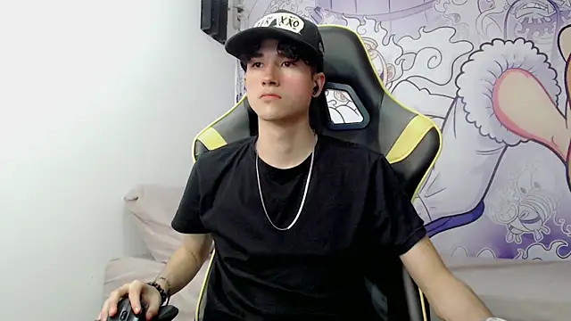 Snapshot of johnny_cagee chatting on 7, 1, 2025 johnny cagee online show from 7, 1, 2025