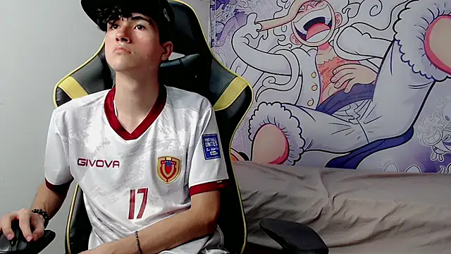 Snapshot of johnny_cagee chatting on 18, 1, 2025 johnny cagee online show from 18, 1, 2025