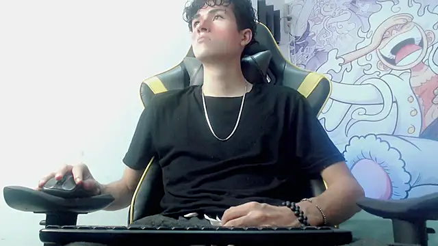 Snapshot of johnny_cagee chatting on 3, 2, 2025 johnny cagee online show from 3, 2, 2025