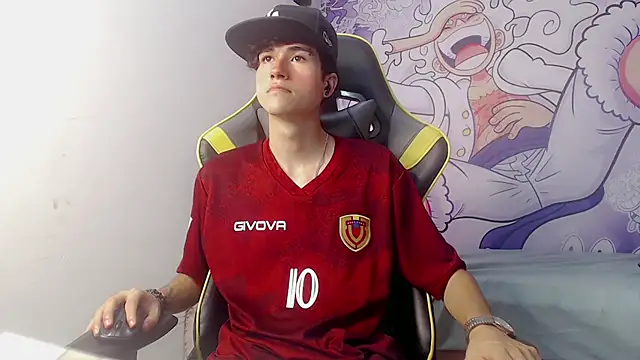 Snapshot of johnny_cagee chatting on 6, 2, 2025 johnny cagee online show from 6, 2, 2025