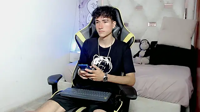 Snapshot of johnny_cagee chatting on 14, 1, 2026 johnny cagee online show from 14, 1, 2026