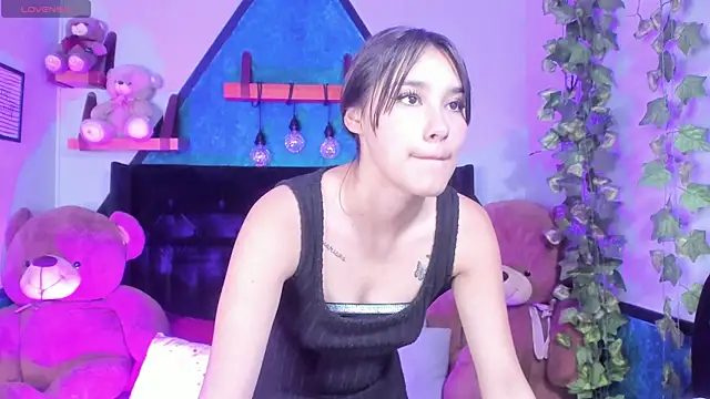  Sophie  miller online show from 23, 1, 2025