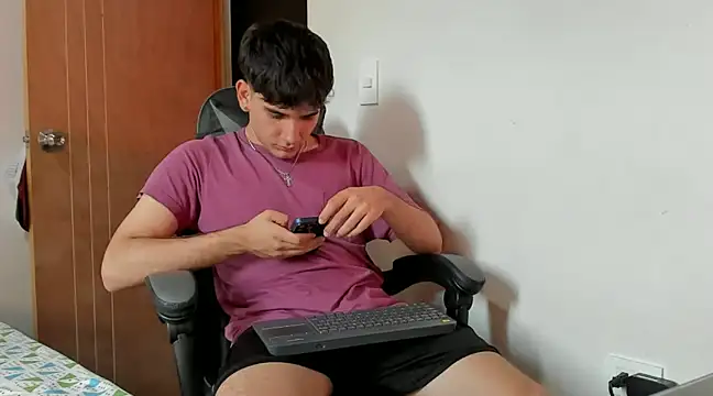 leo030809 online show from 9, 12, 2024