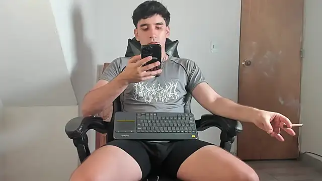 leo030809 online show from 8, 7, 2026