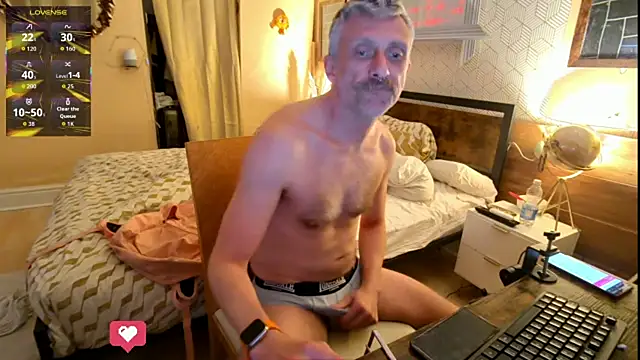 Snapshot of unclestefansdick chatting on 23, 5, 2026 unclestefansdick online show from 23, 5, 2026