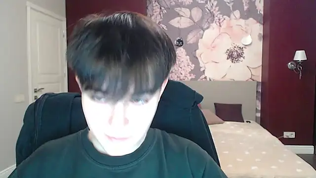 EmiliaYours online show from 24, 12, 2024