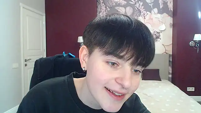 EmiliaYours online show from 24, 12, 2024