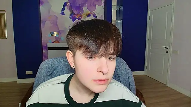 EmiliaYours online show from 30, 12, 2024