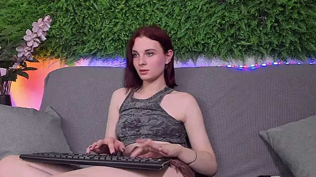 AprilAvery online show from 21, 2, 2025