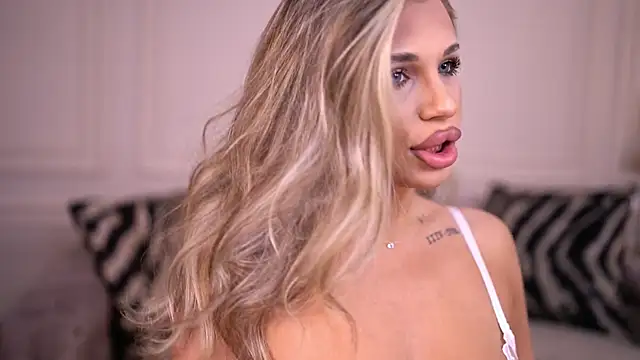 Candy Ivy online show from 31, 1, 2025